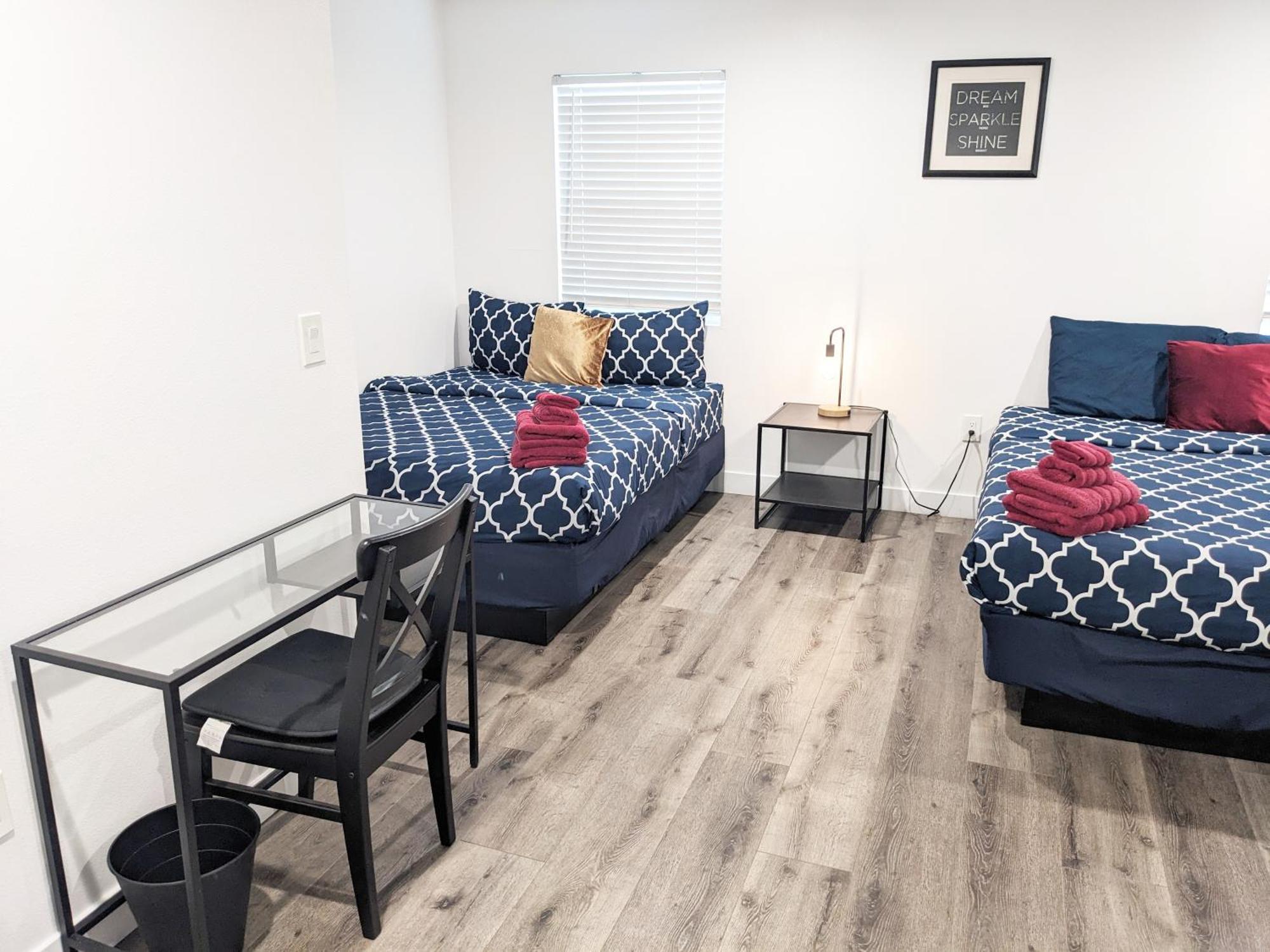 Modern 3br In Mid-city Casa de férias
