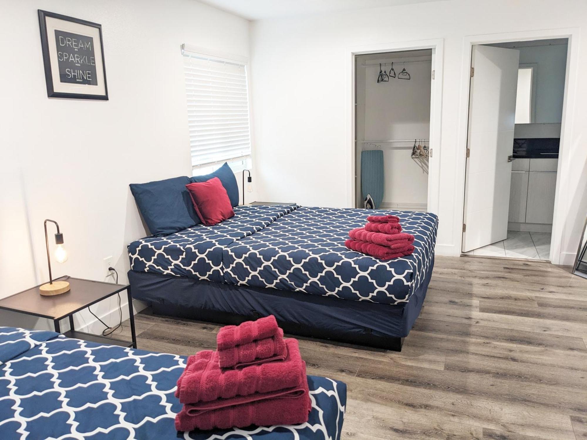 Modern 3br In Mid-city Casa de férias